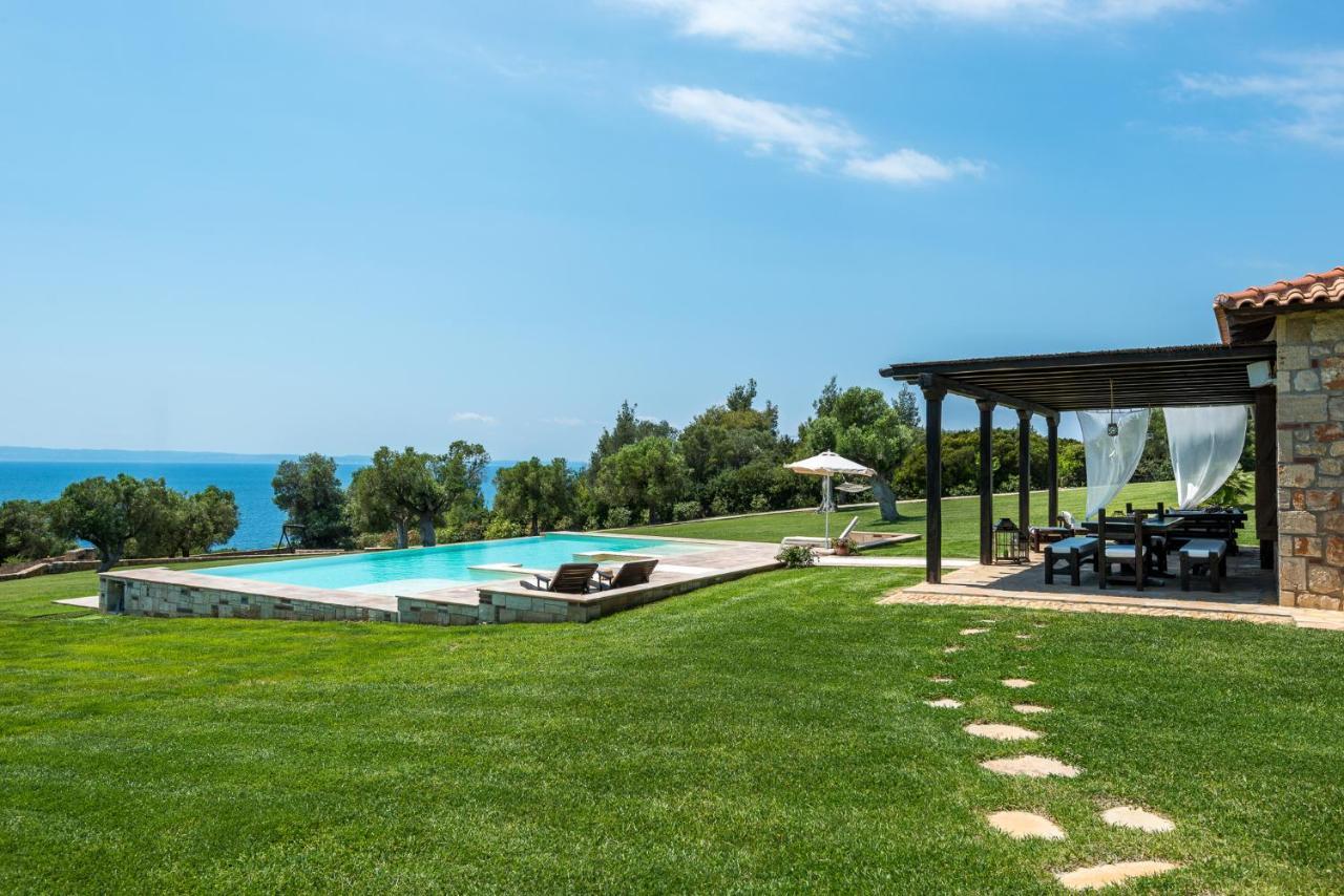 Sithonian Blue Royal Villa Nikiti  Exterior photo